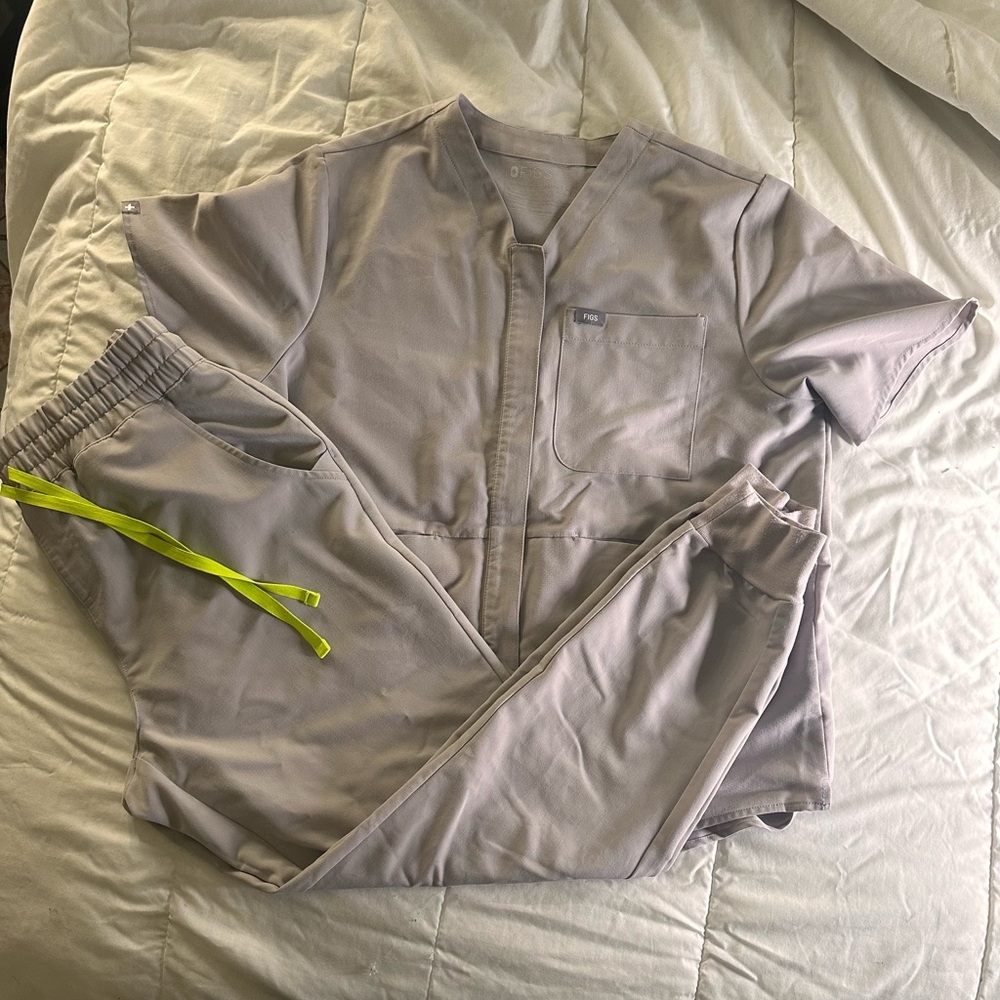 Fig Light Gray Scrub Set with Neon Green Drawstring